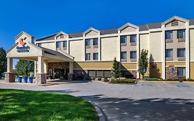 Comfort Inn & Suites Kansas City - Northeast Kansas City, Mo